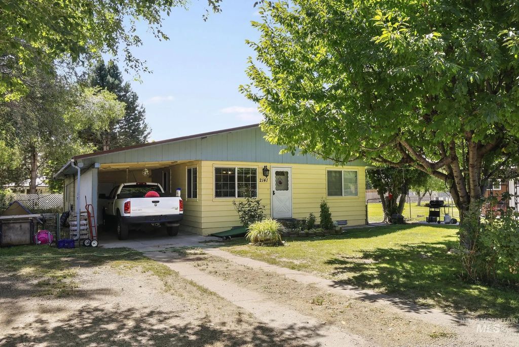 2141 18th Street, Heyburn