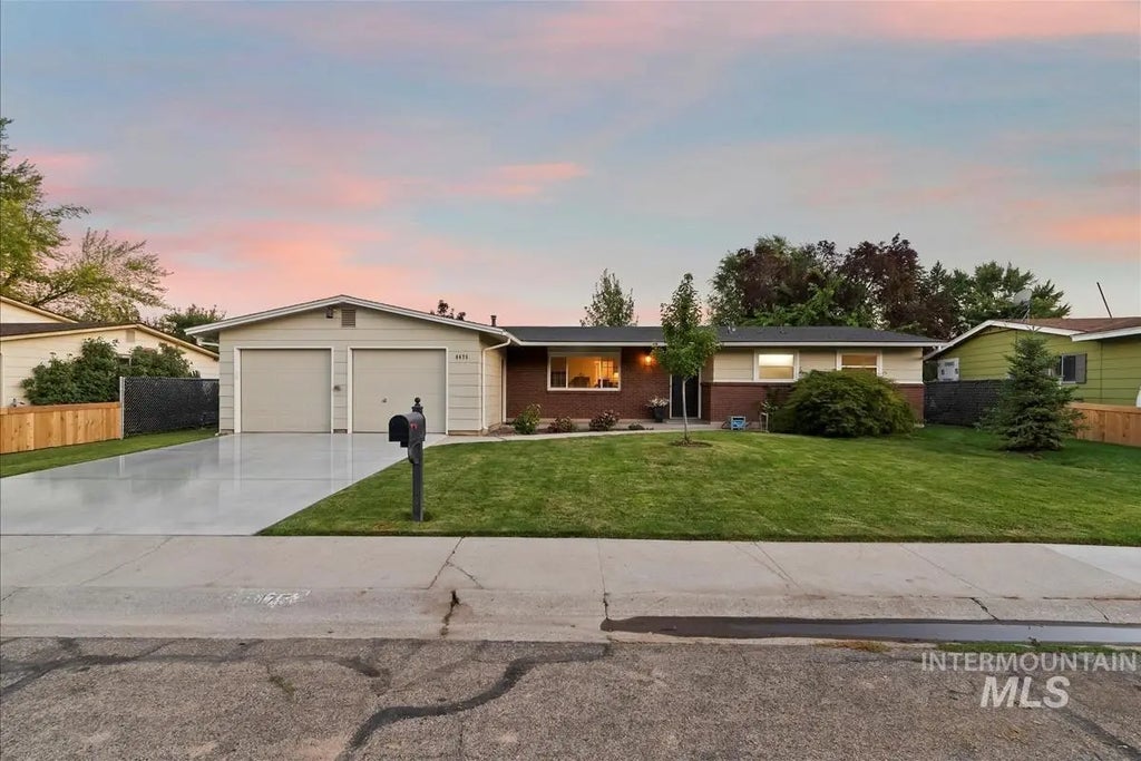 8475 W Westchester, Boise