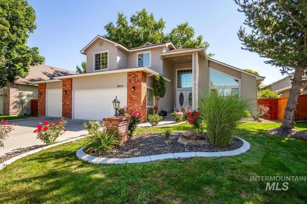 5674 N Heathrow Way, Boise