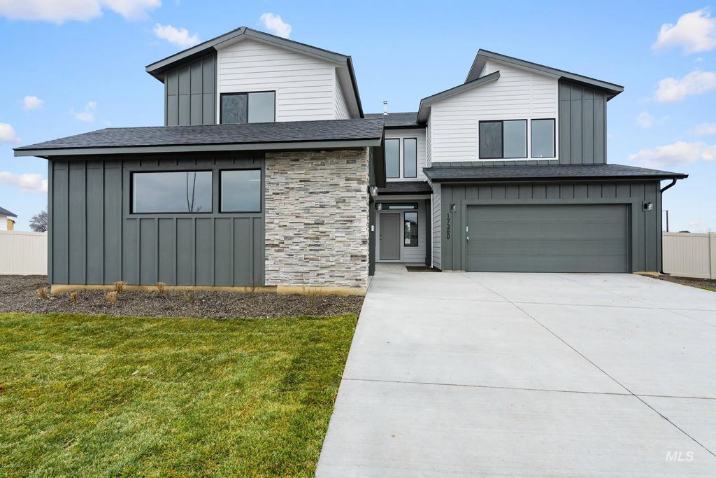 2743 N Chappy Way, Kuna