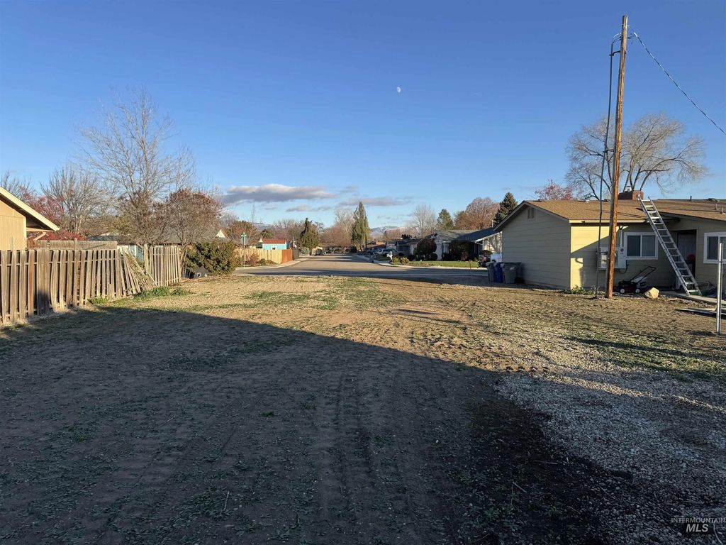 3435 N Jullion St, Boise