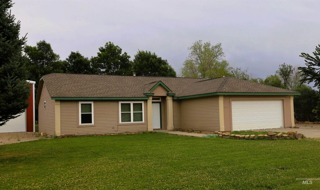 560 N 1st Street, Richfield