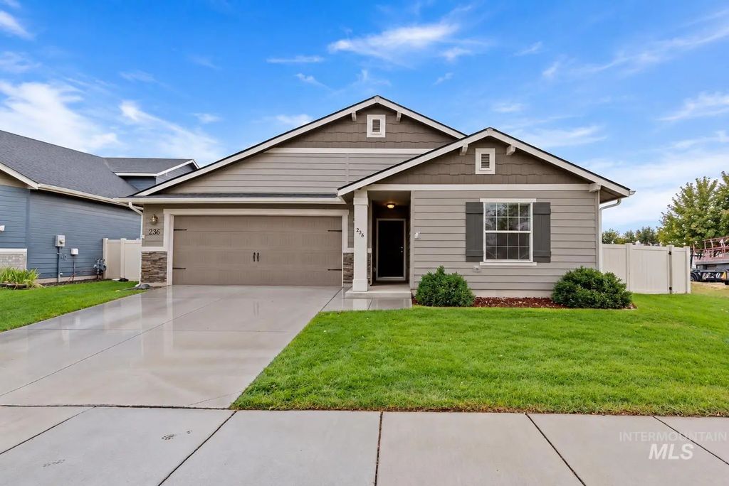 236 W Screech Owl Drive, Kuna