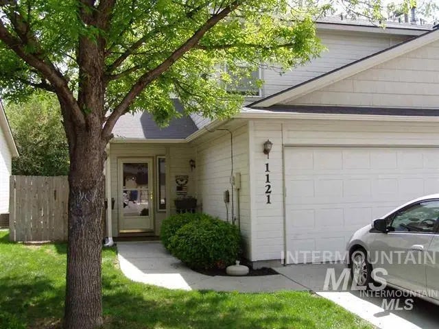 1121 E Connecticut Ave., Nampa