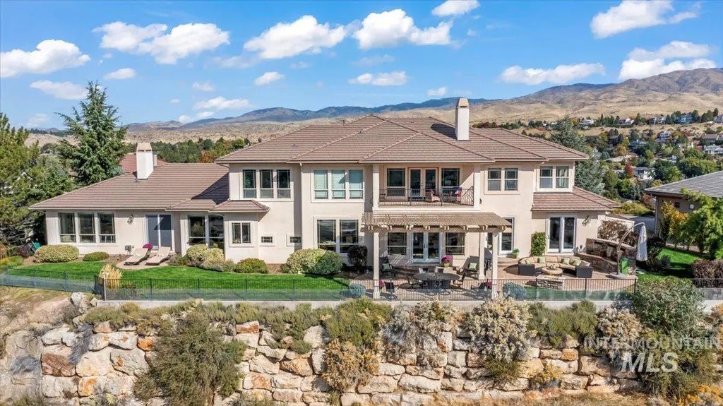 2301 Solitude, Boise