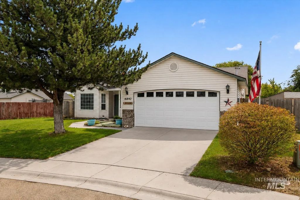 16842 Live Oak Pl, Caldwell