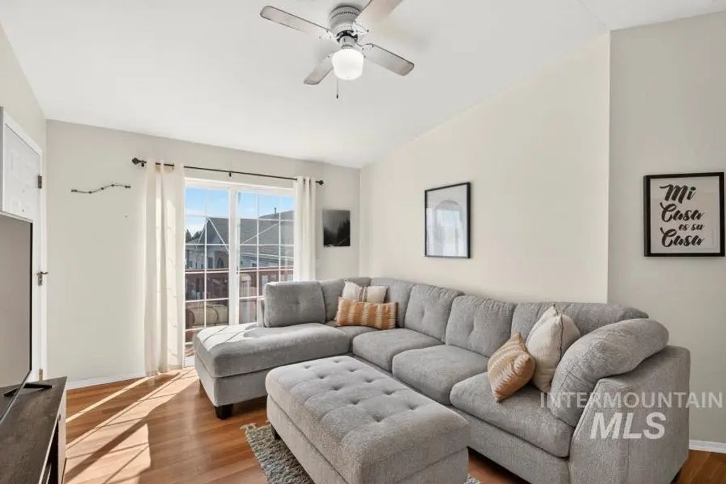1475 Northwood #201, Moscow