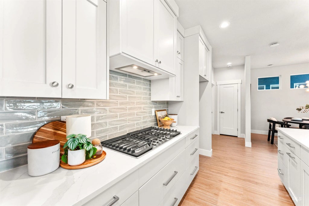 8152 N Breezy Ave, Boise