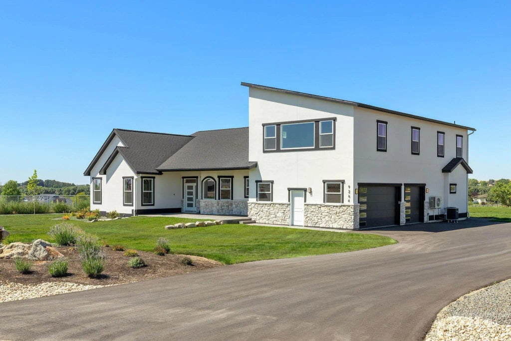 9264 Basin Kid Ct, Middleton