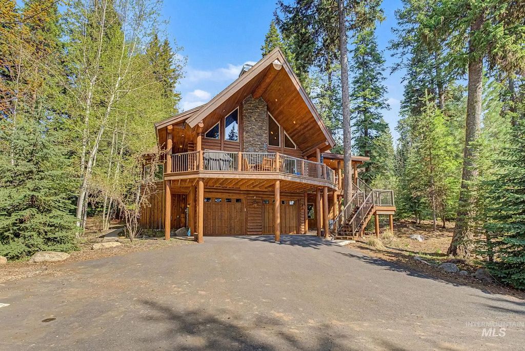 1160 Bellflower Pl., McCall