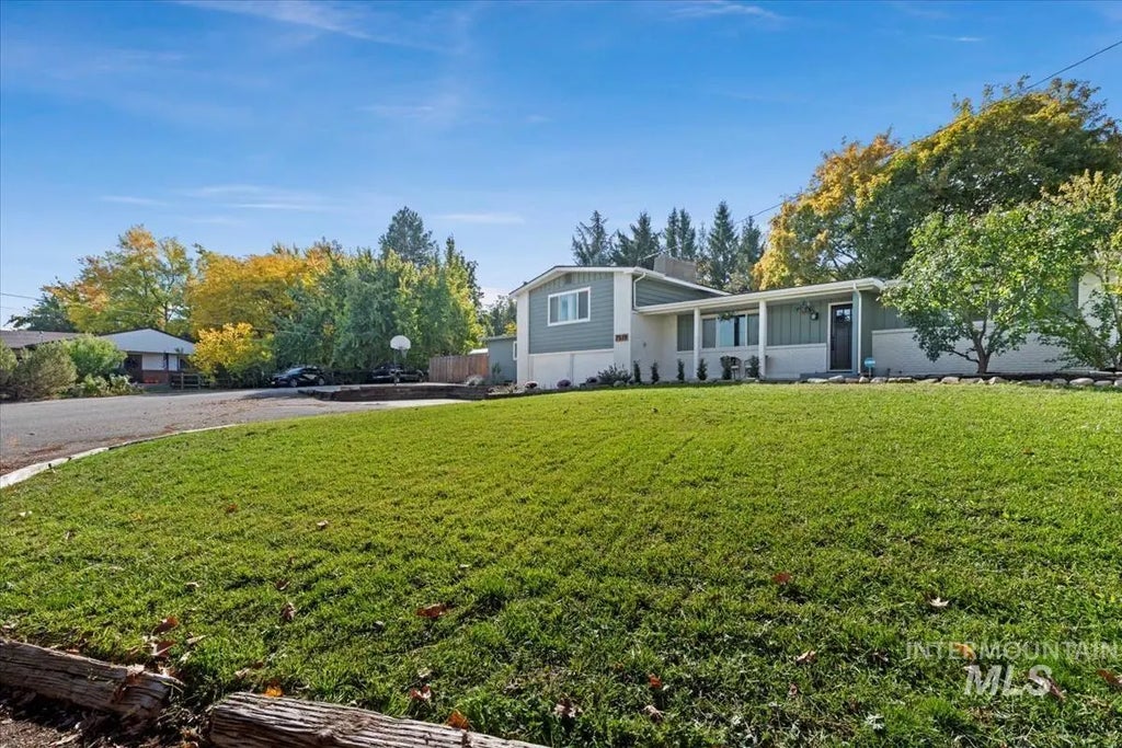 7519 W Sorenson Dr, Boise