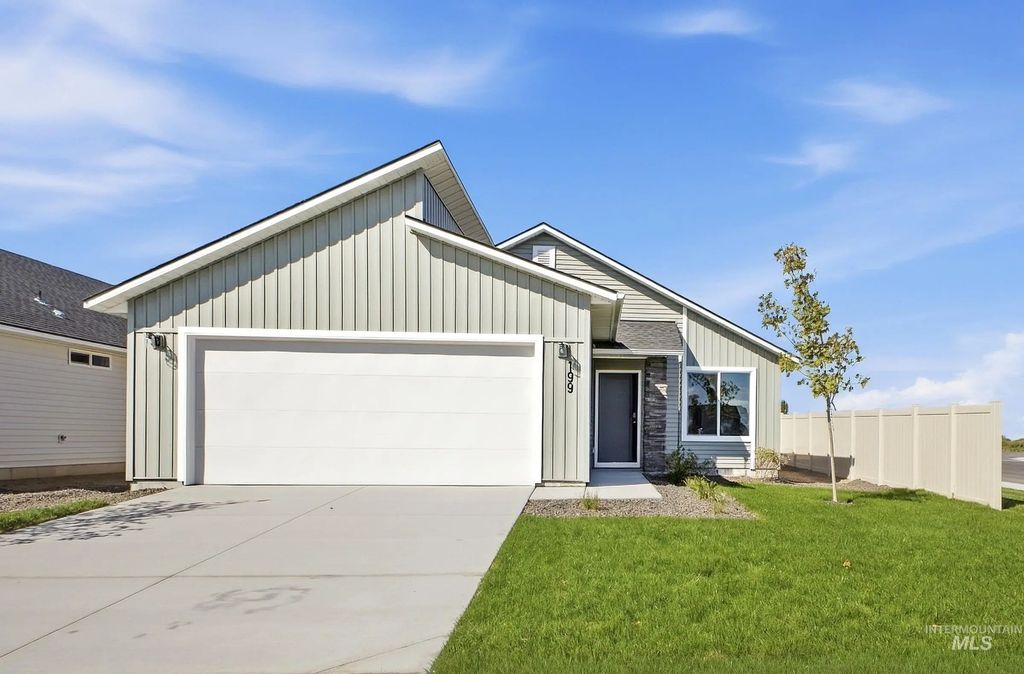 199 N Tideberry Ave, Kuna