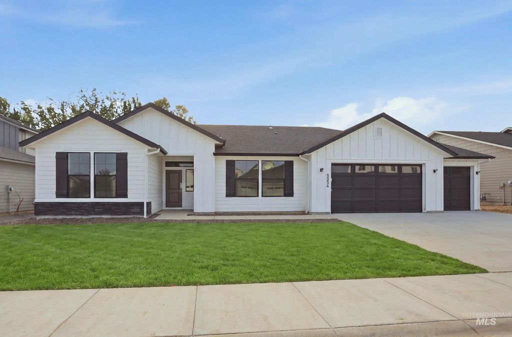 1027 E Crab Springs St, Nampa