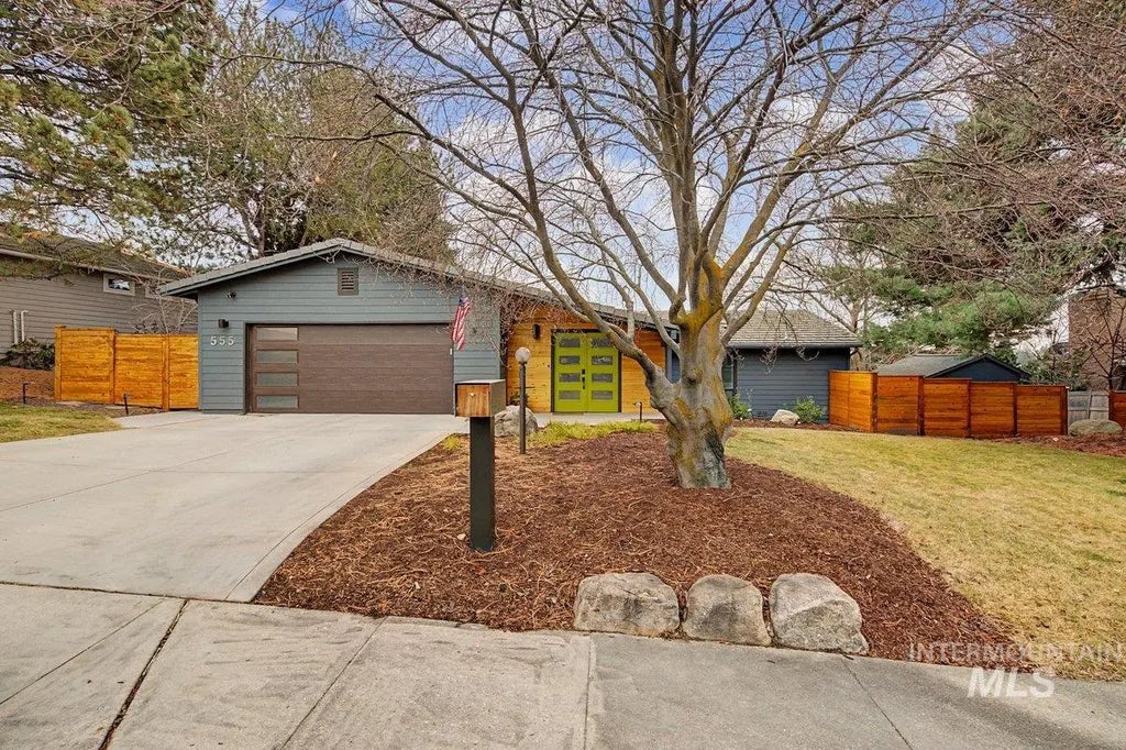 555 E Braemere Drive, Boise