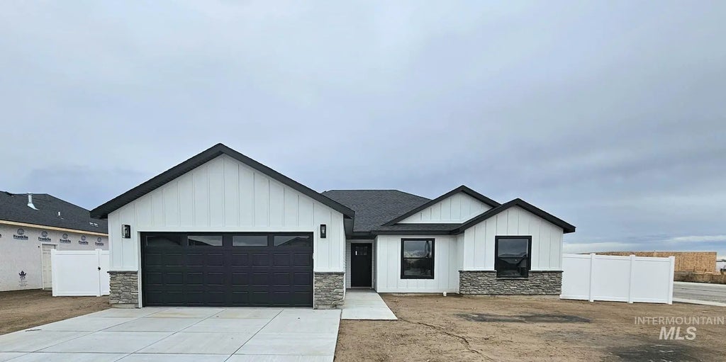 2002 Regan St, Jerome