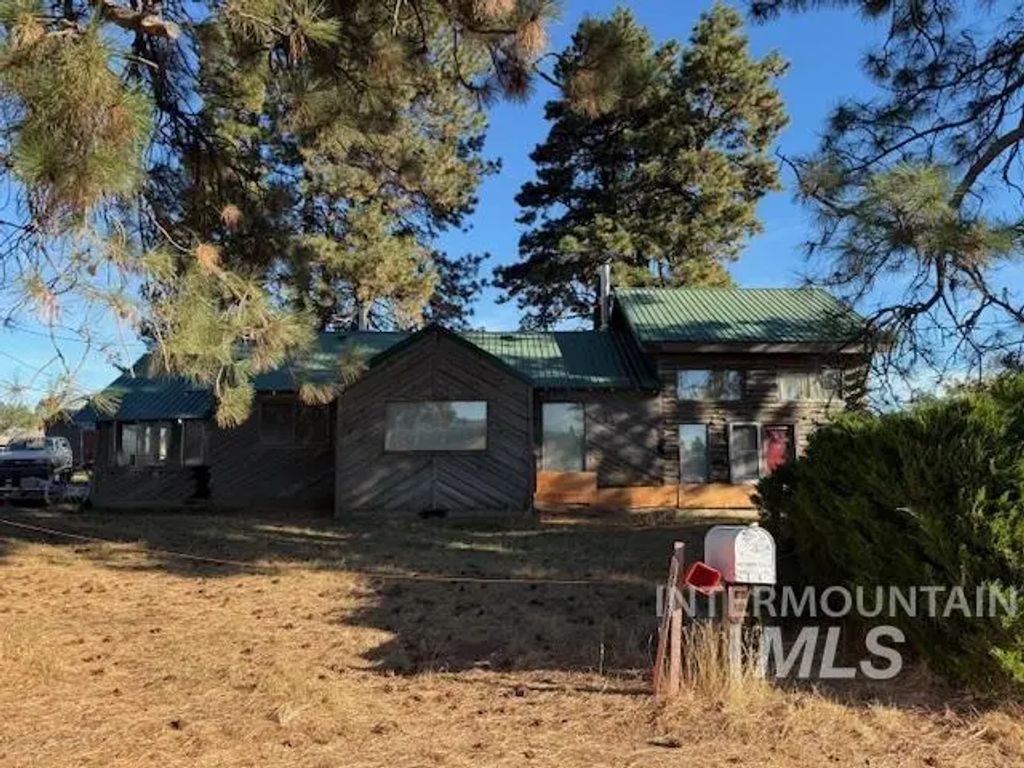 62637 Dry Creek Lane, Summerville
