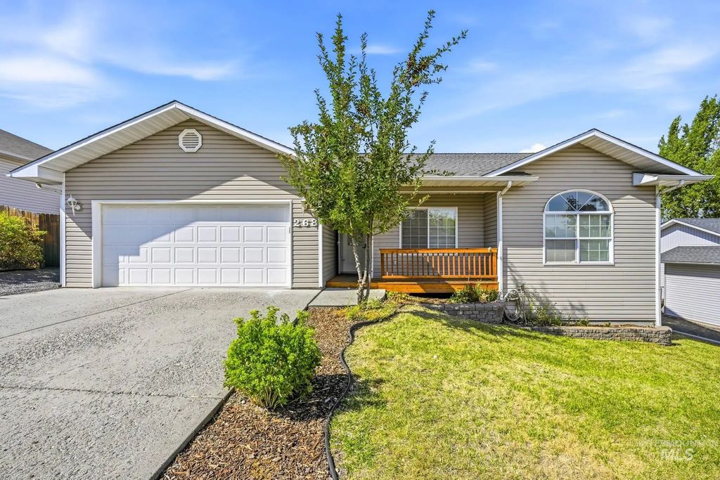 268 Quail Run Dr, Moscow