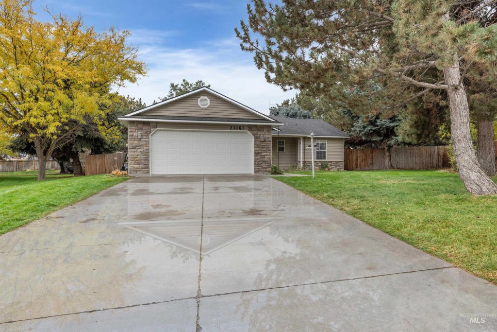 23087 Forest Hills Loop, Caldwell