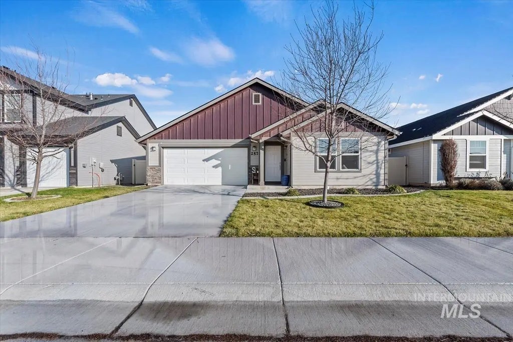 2574 N Ridgecreek Ave, Kuna