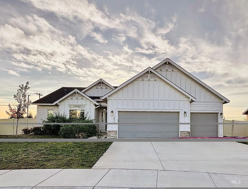 2815 N Klemmer Avenue, Kuna