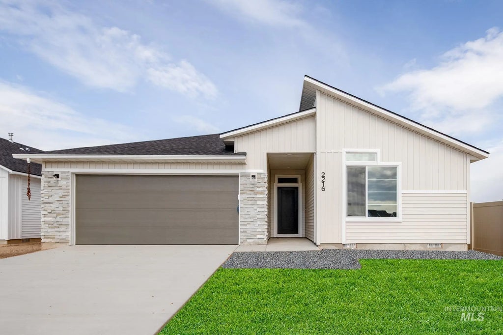 3422 E Red Maple Ct, Nampa