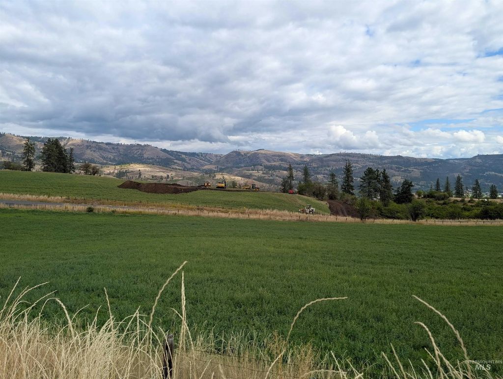Hwy 64, Kamiah