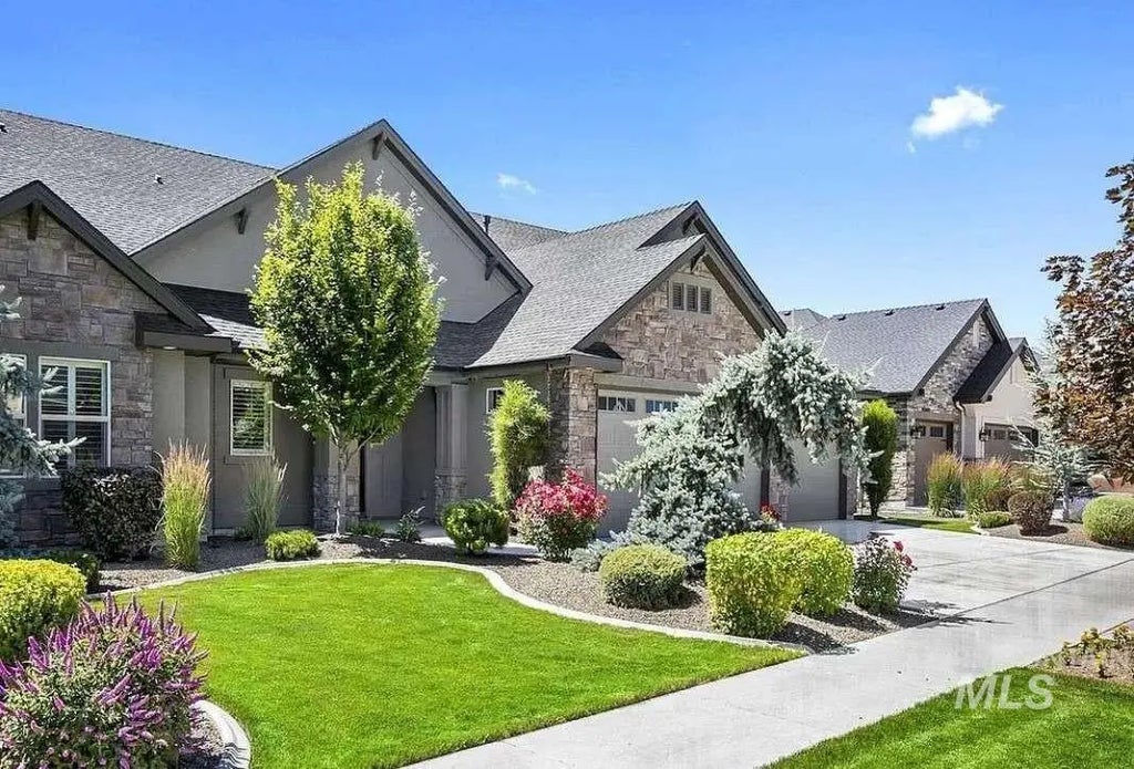 1315 N Luge Ave, Eagle