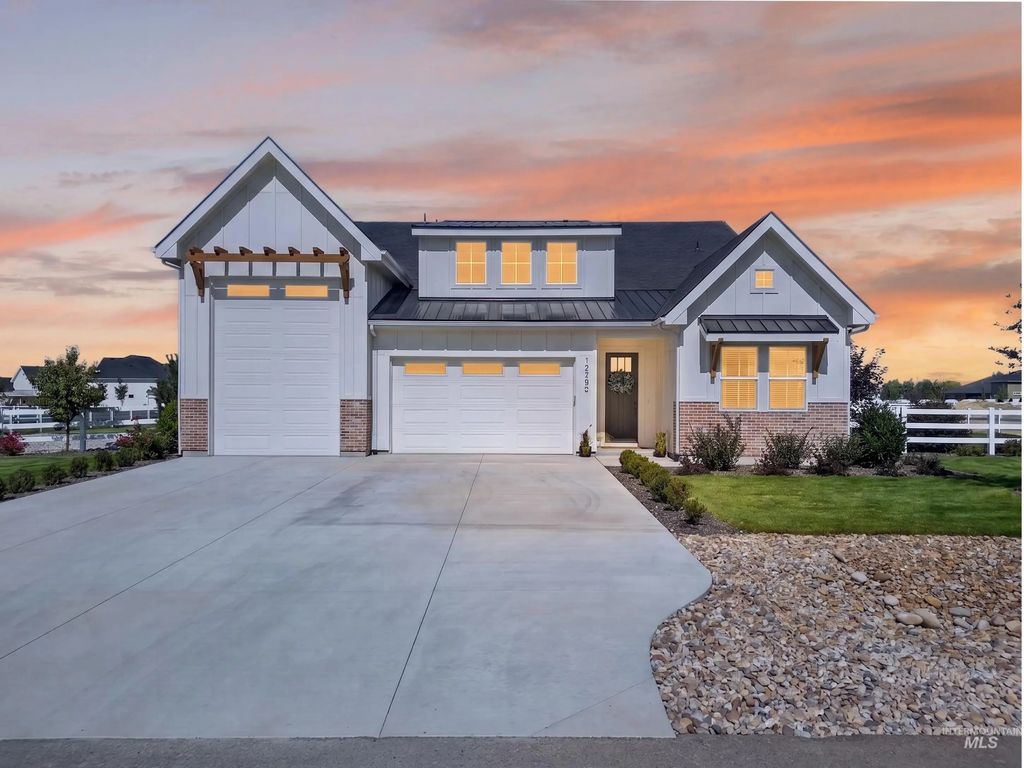 12780 Draft St, Middleton