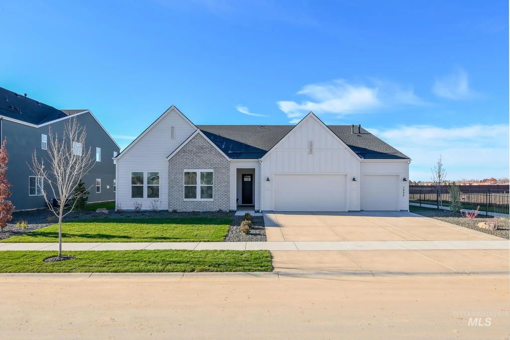 768 W Crestone Ct, Eagle