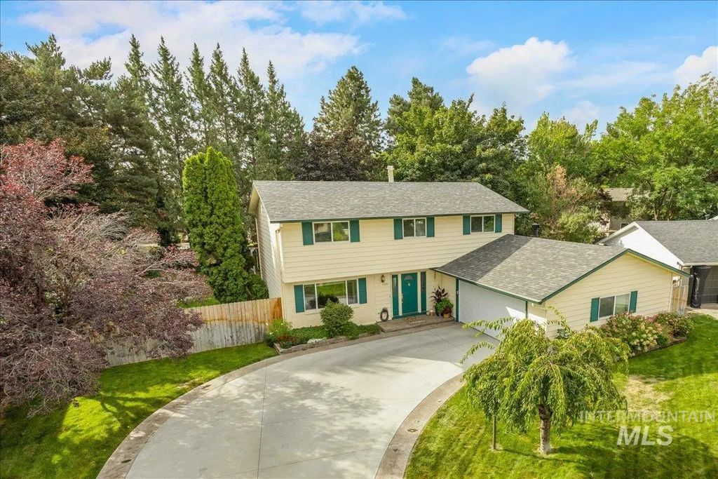 2887 S Snowflake Dr, Boise
