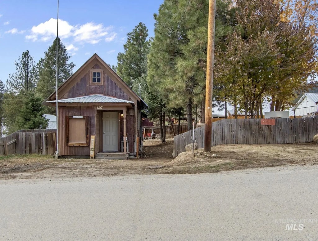 607 Main Street, Idaho City