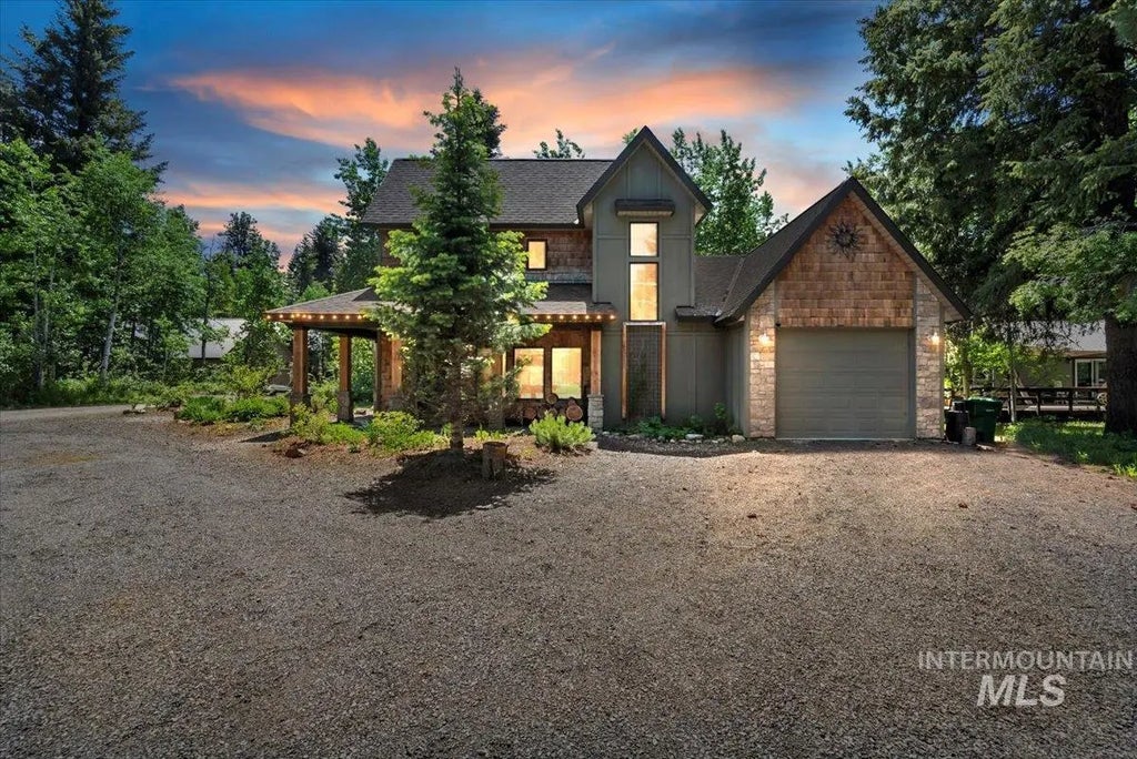 1695 Brooklawn St, McCall