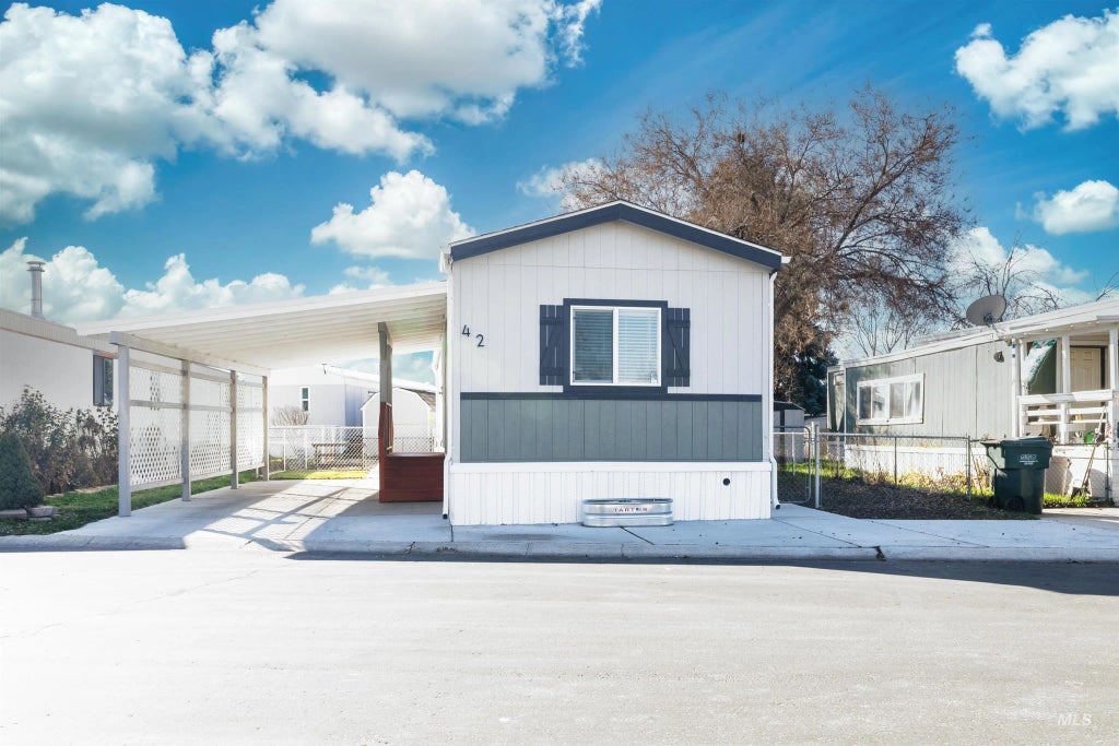 424 W Cherry Lane #42, Meridian