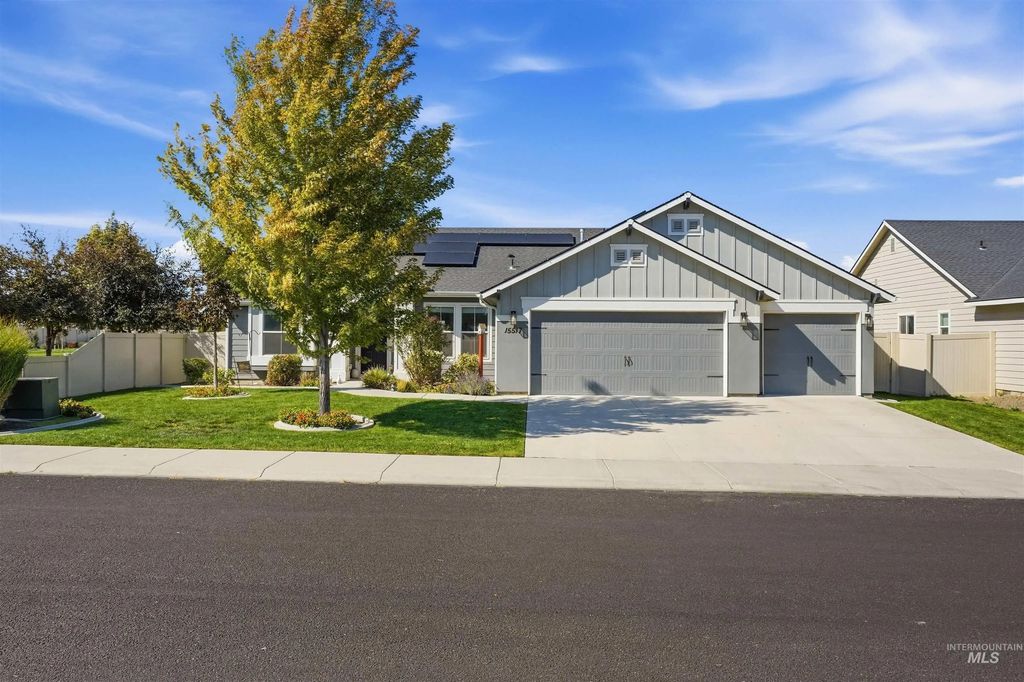 15517 Fuchsia Avenue, Nampa
