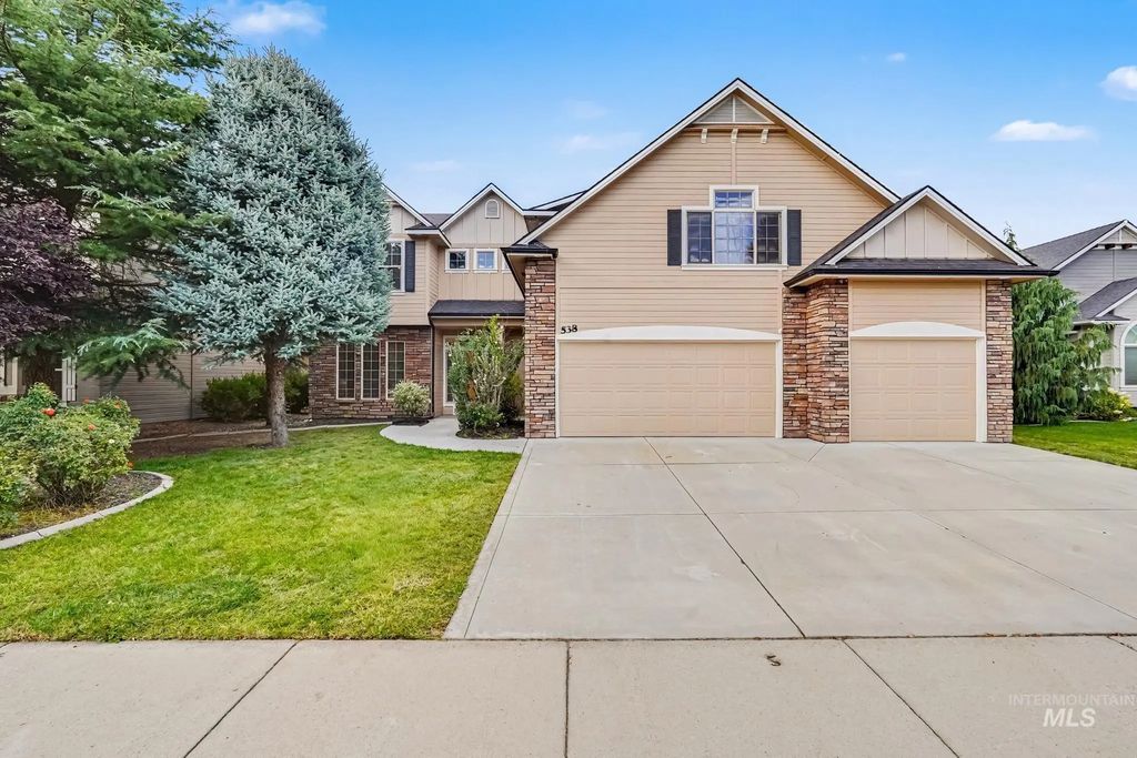 538 E Halpin Dr, Meridian