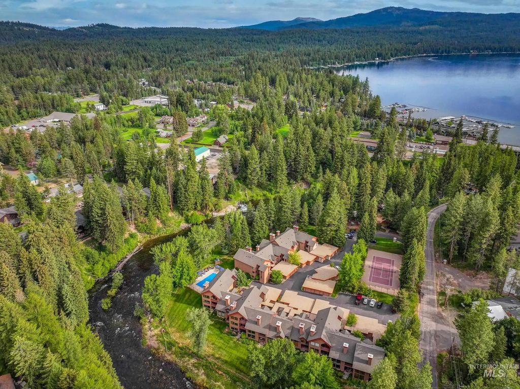 302 Mather Road, McCall