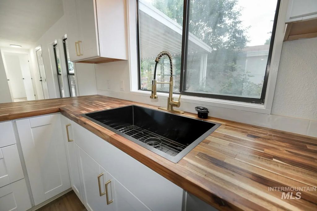 7826 Manassas Ln, Boise