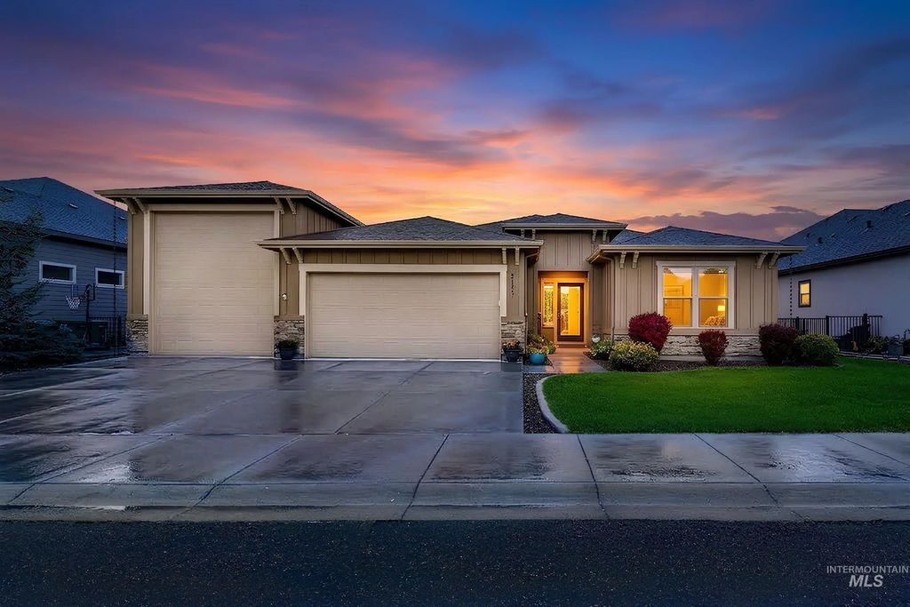 2172 N Fire Opal Ave, Kuna