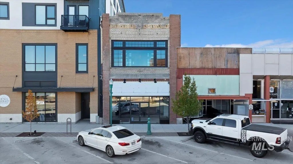 150 Main Ave #102, Twin Falls