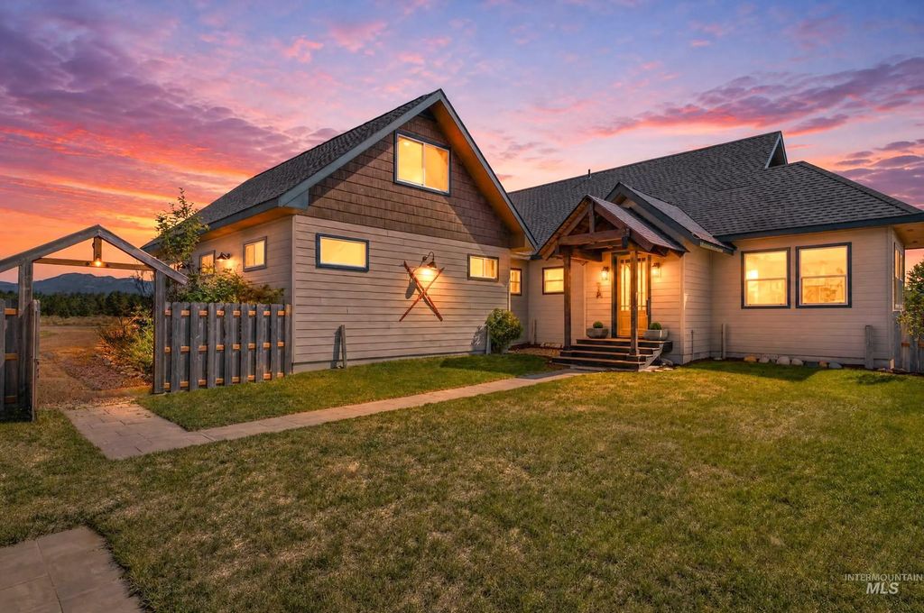 59 Salmon Loop, Donnelly