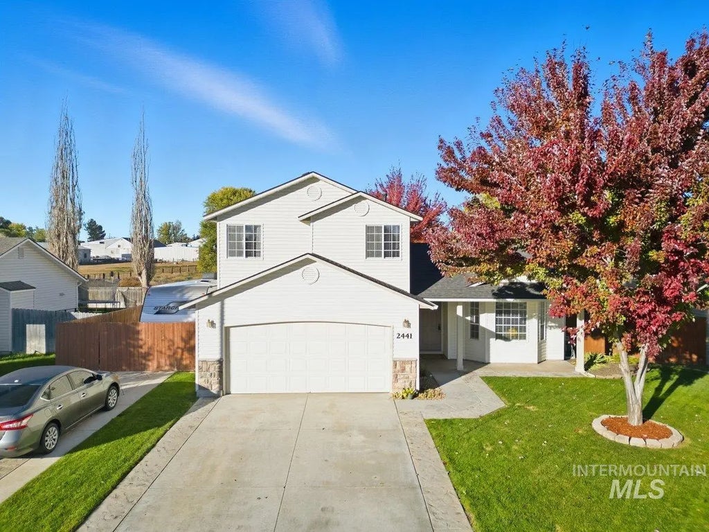 2441 S Bluegrass Dr., Nampa