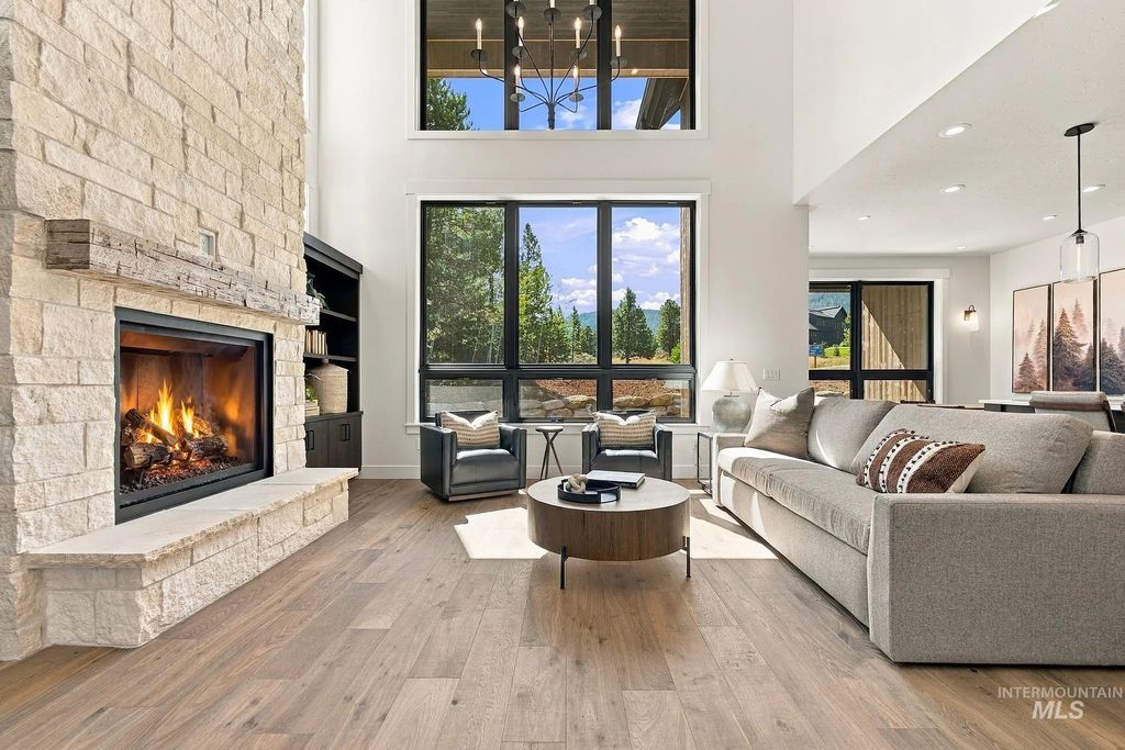2 Dockside Circle, Donnelly