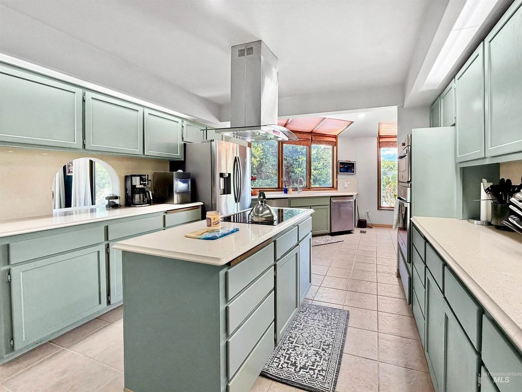 385 W Shiloh Drive, Lewiston
