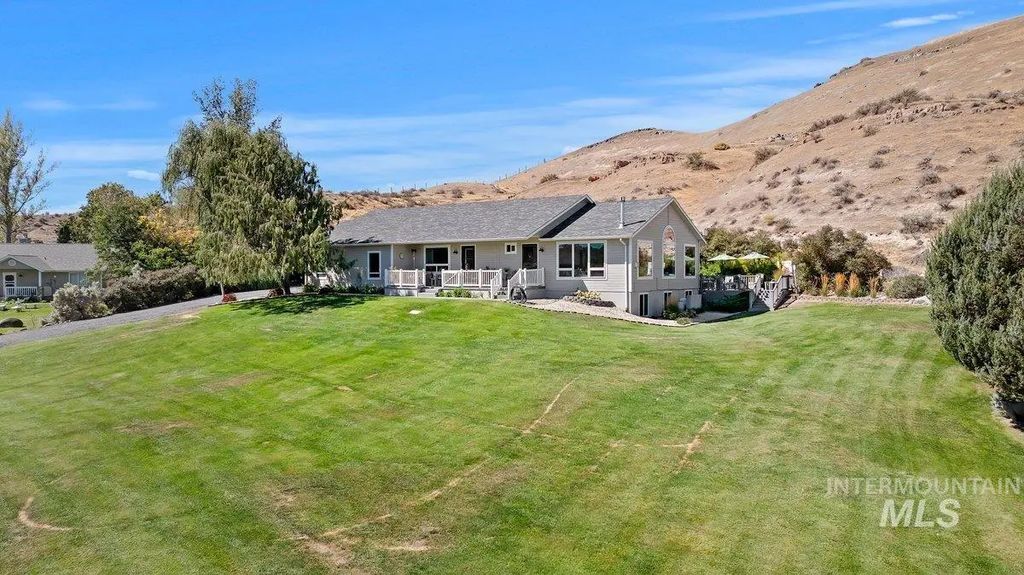 4505 Hidden Canyon Ln, Buhl