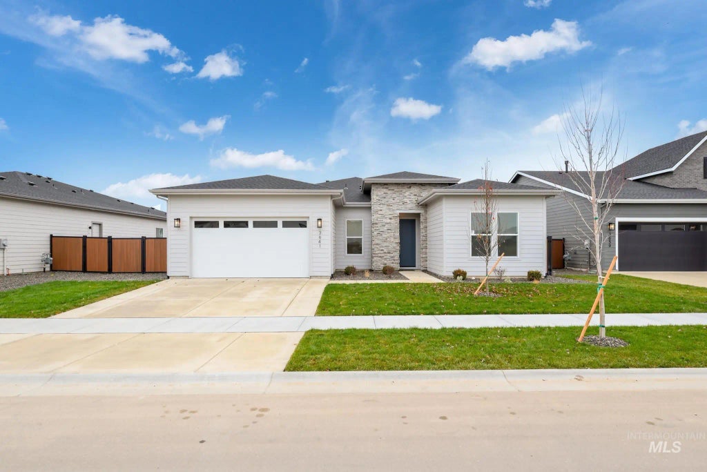 3641 N San Carlos Way, Star