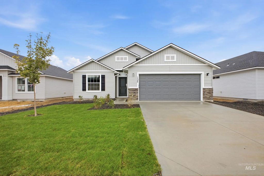 136 N Tideberry Ave, Kuna