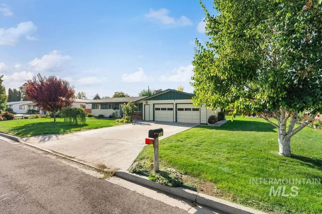 127 W Mckinley, New Plymouth