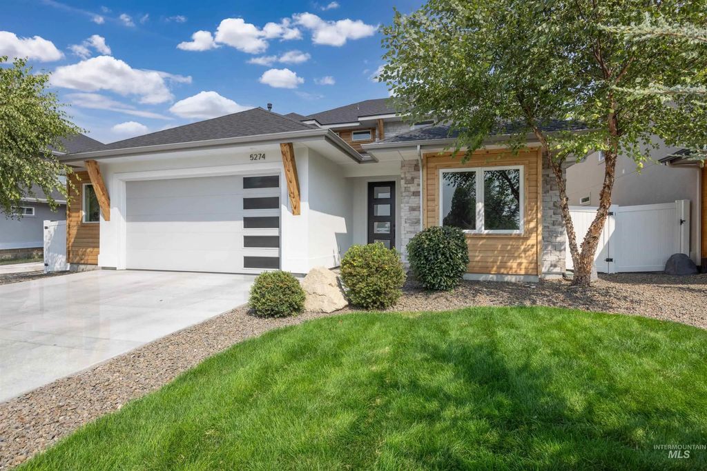 5274 N Cengotita Ln, Boise