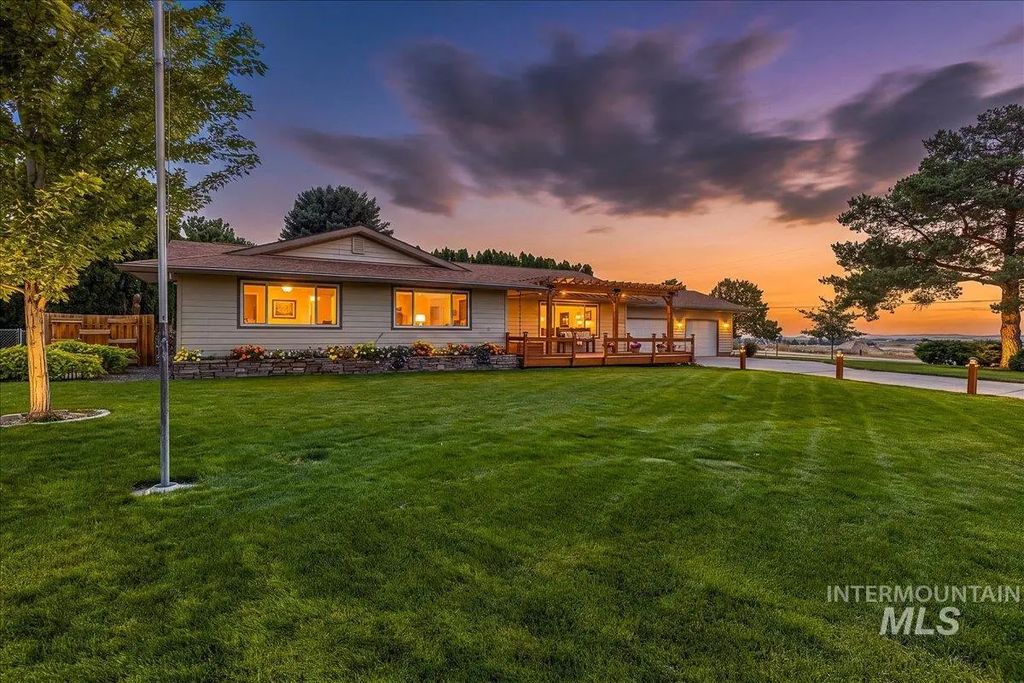 16227 S Kimball Ave, Caldwell