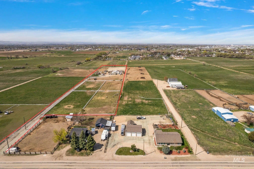 85 S Robinson Road, Nampa